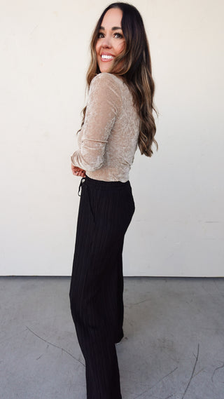 Black Textured Drawstring Pant