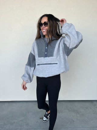 Contrast Detail Oversized Sherpa Pullover