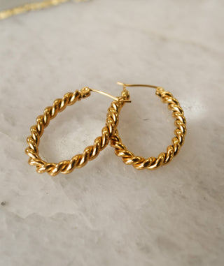 18K Gold Plated Twisted Oval Hoop Earring