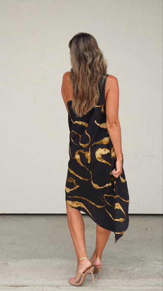 Black One-Shoulder Patterned Dress