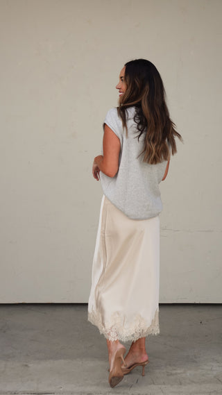 Heather Gray Sleeveless Cardigan