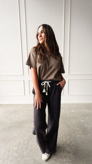 Olive short sleeve linen tee lightweight everyday top