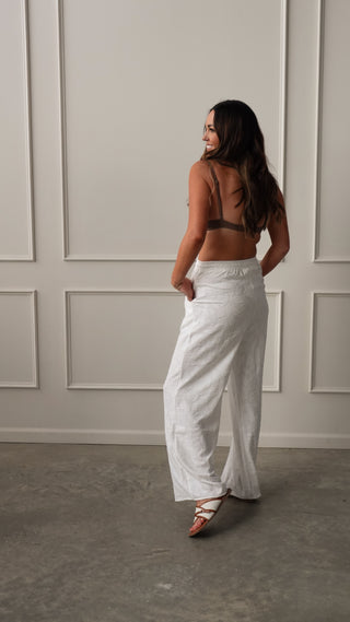 Off-White Textured Drawstring Pant