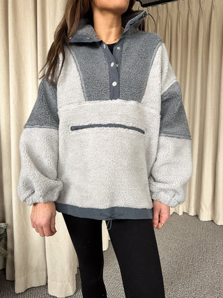 Contrast Detail Oversized Sherpa Pullover