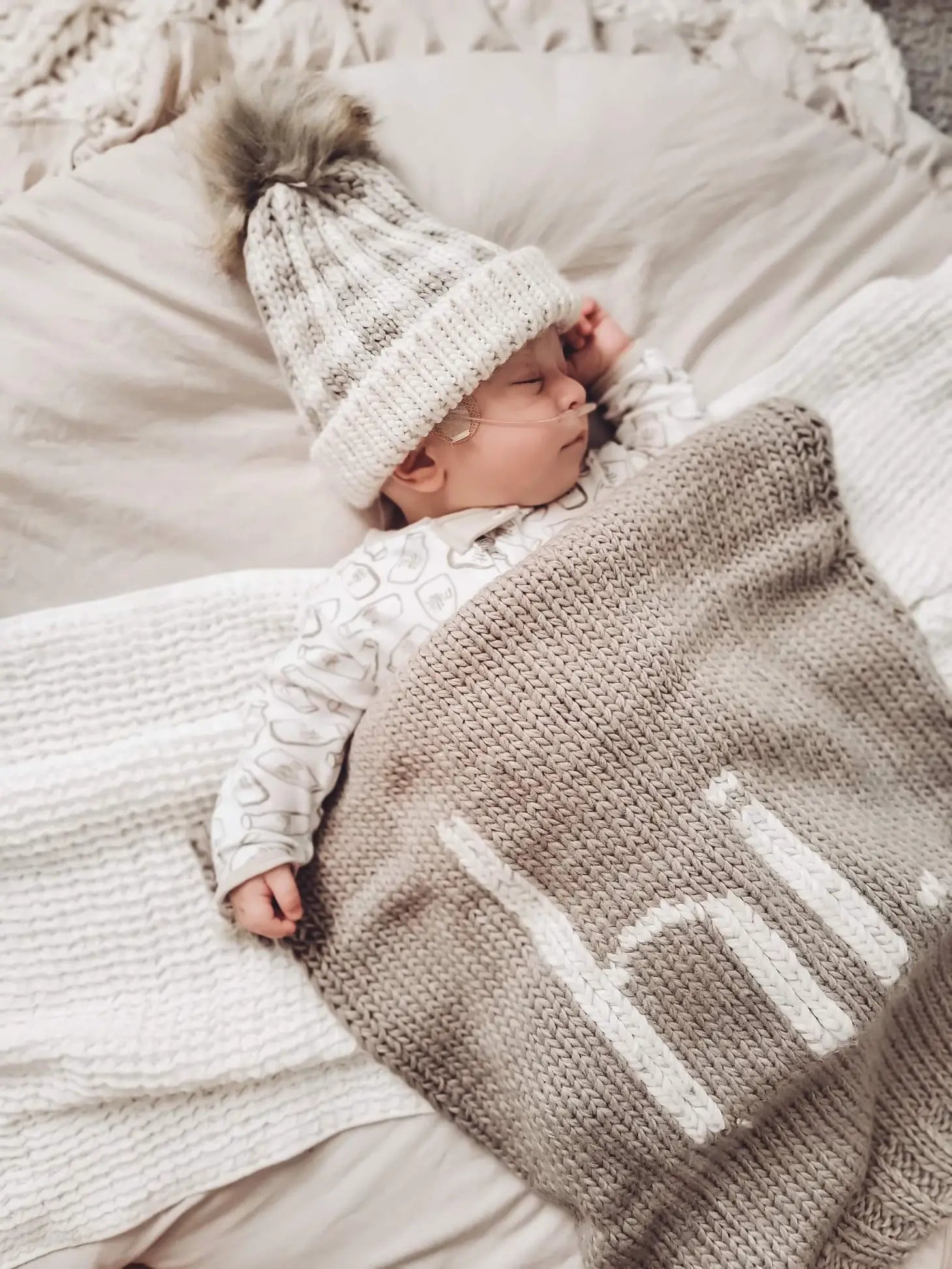"hi" Knitted Baby Blanket: Pebble